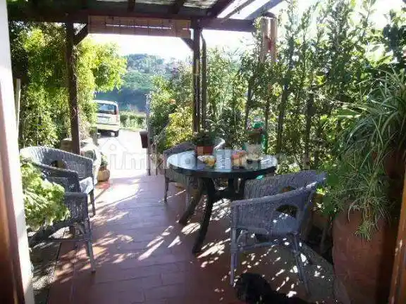 Appartamento in vendita a Montescudaio