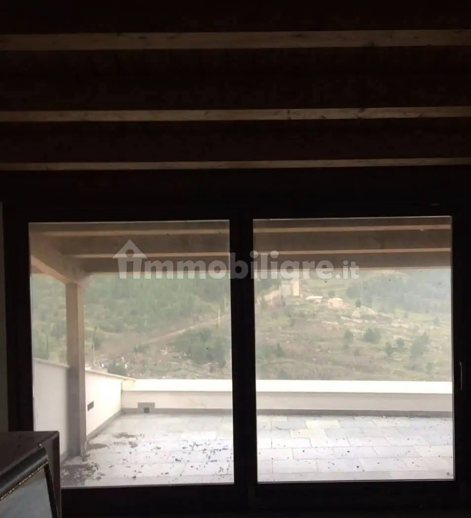 Appartamento via Serafino Amabile Guastella 68, Centro, Chiaramonte Gulfi - foto 3
