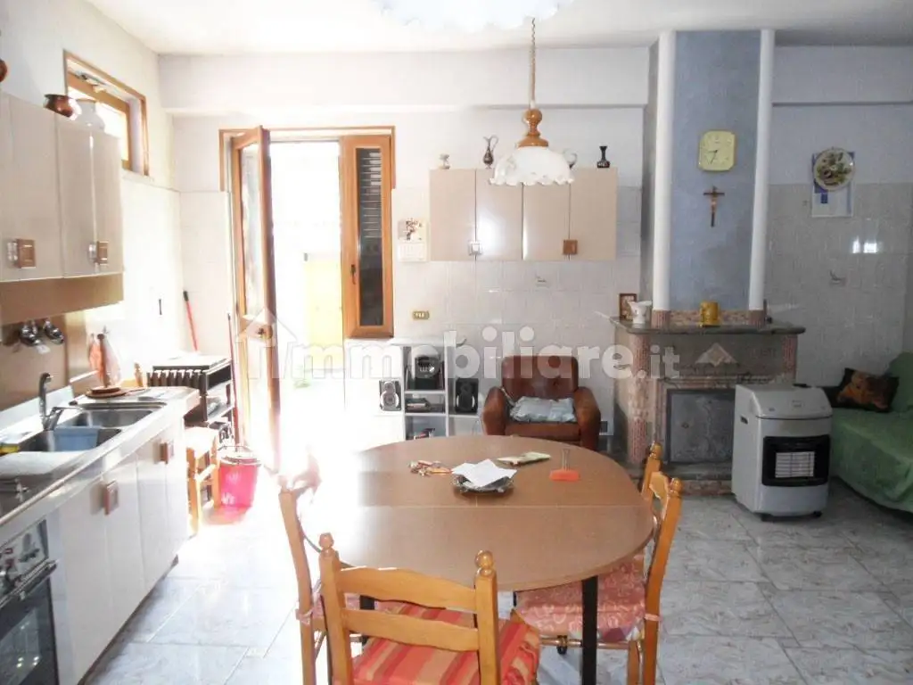 Villetta a schiera in vendita a Castelfranci