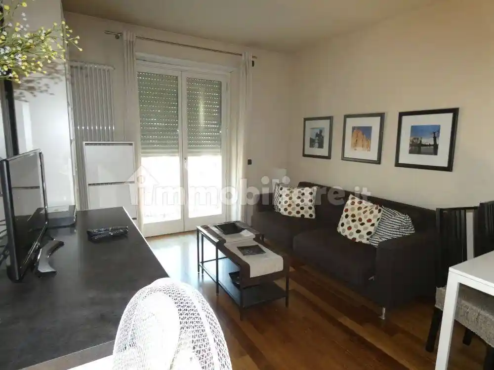 Appartamento in affitto a Alba