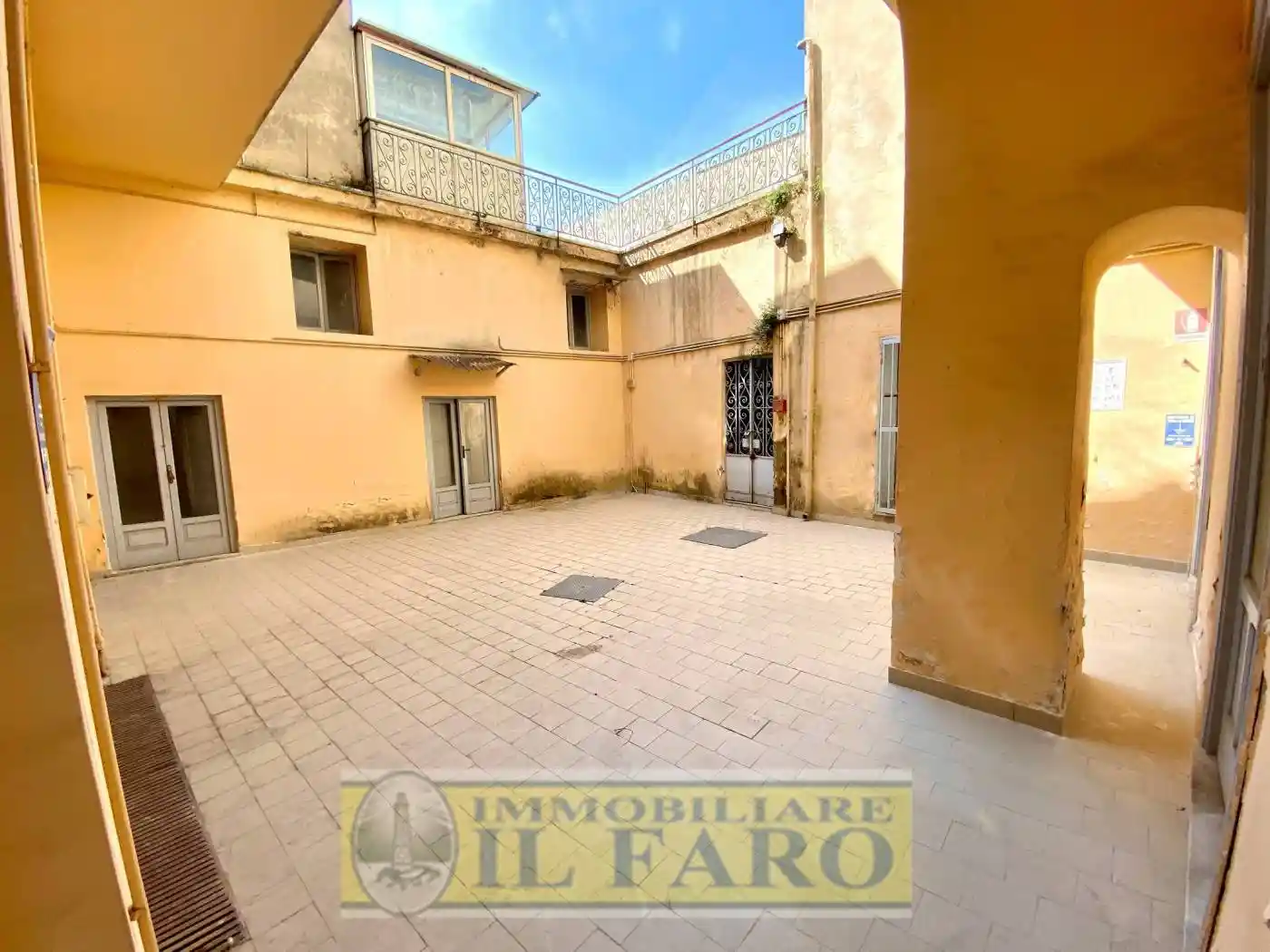 Palazzo - Edificio - foto 2