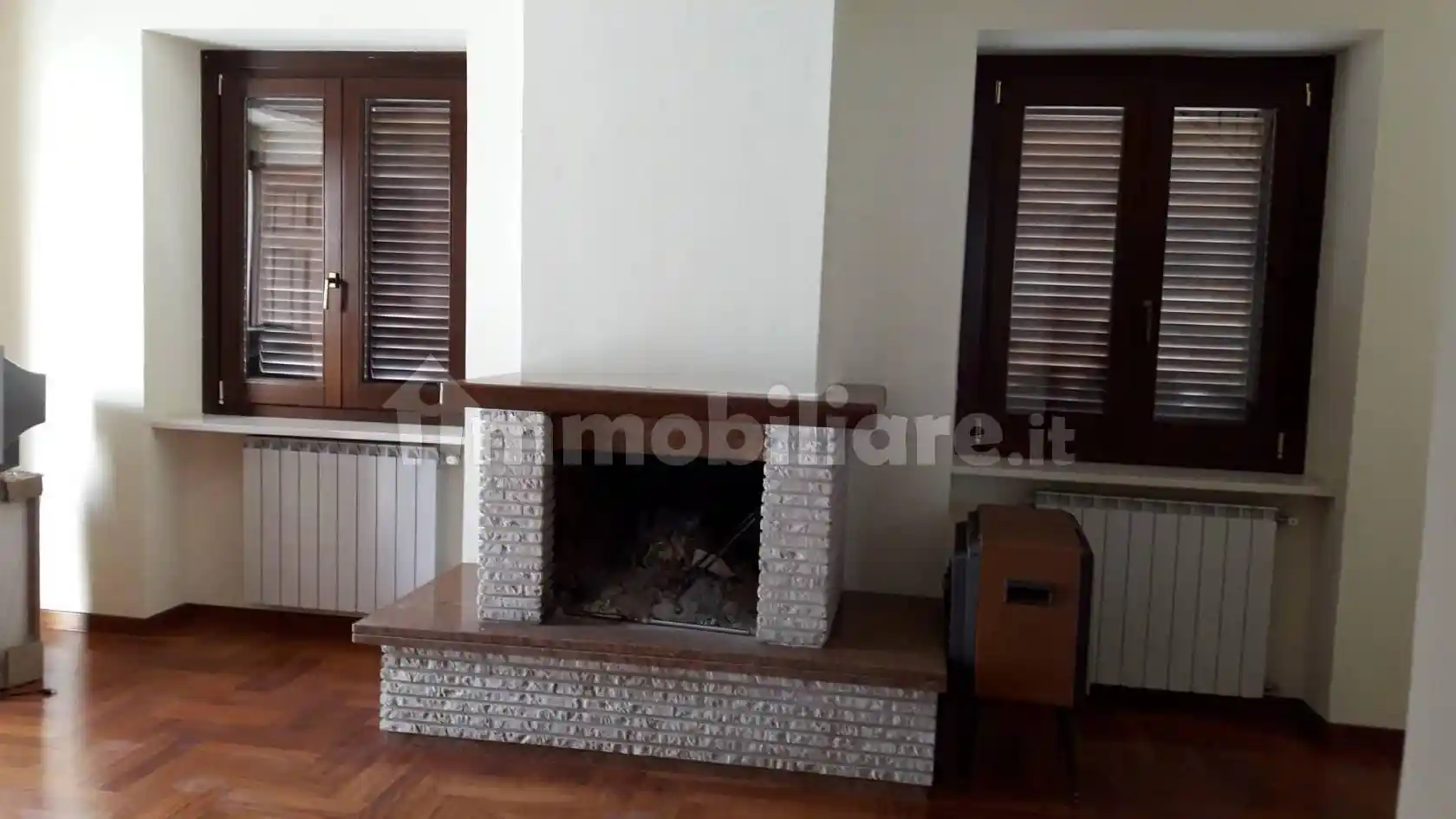 Casa indipendente in vendita a L'Aquila