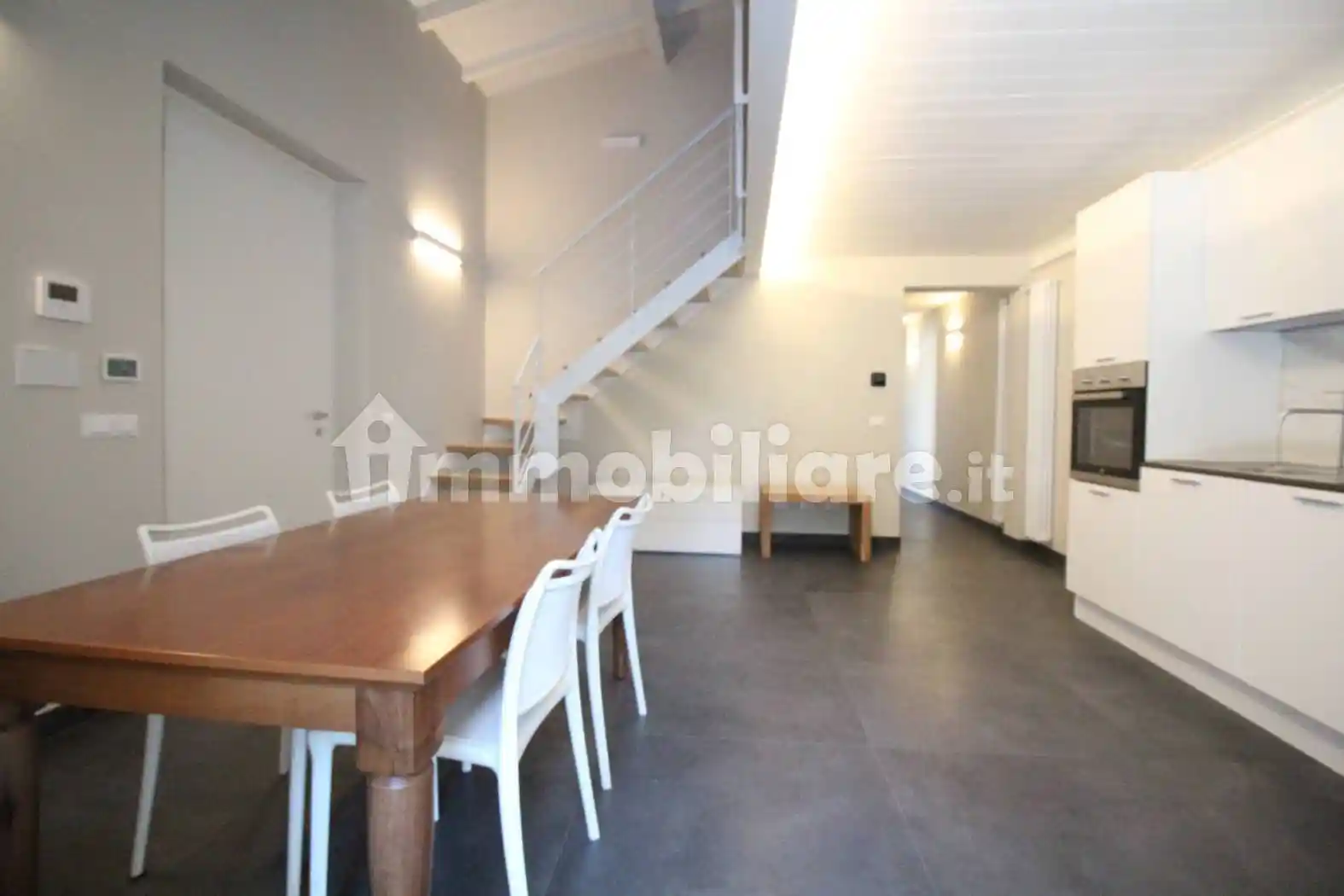 Casa indipendente in affitto a Lastra a Signa