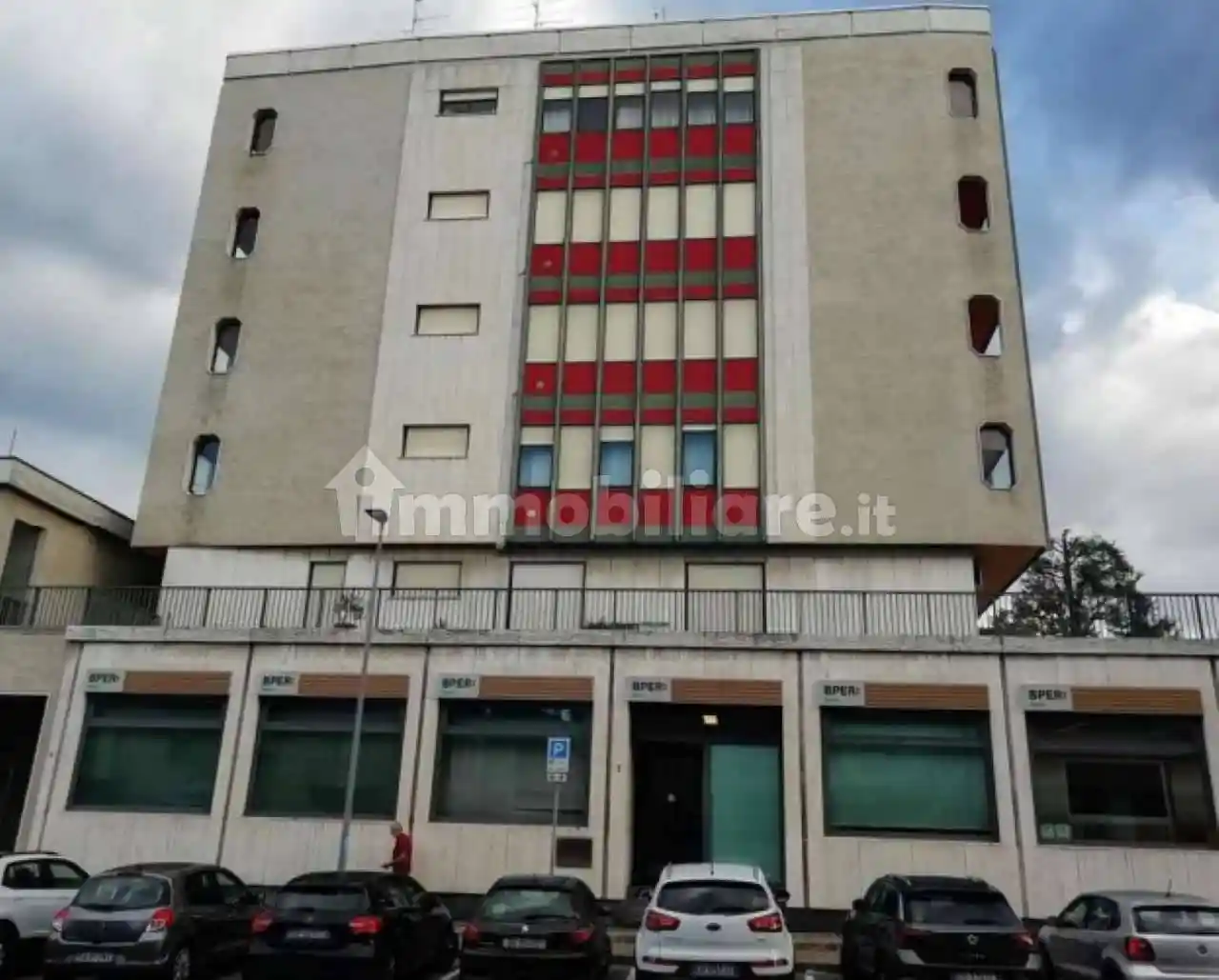 Palazzo - Edificio in vendita a Almè