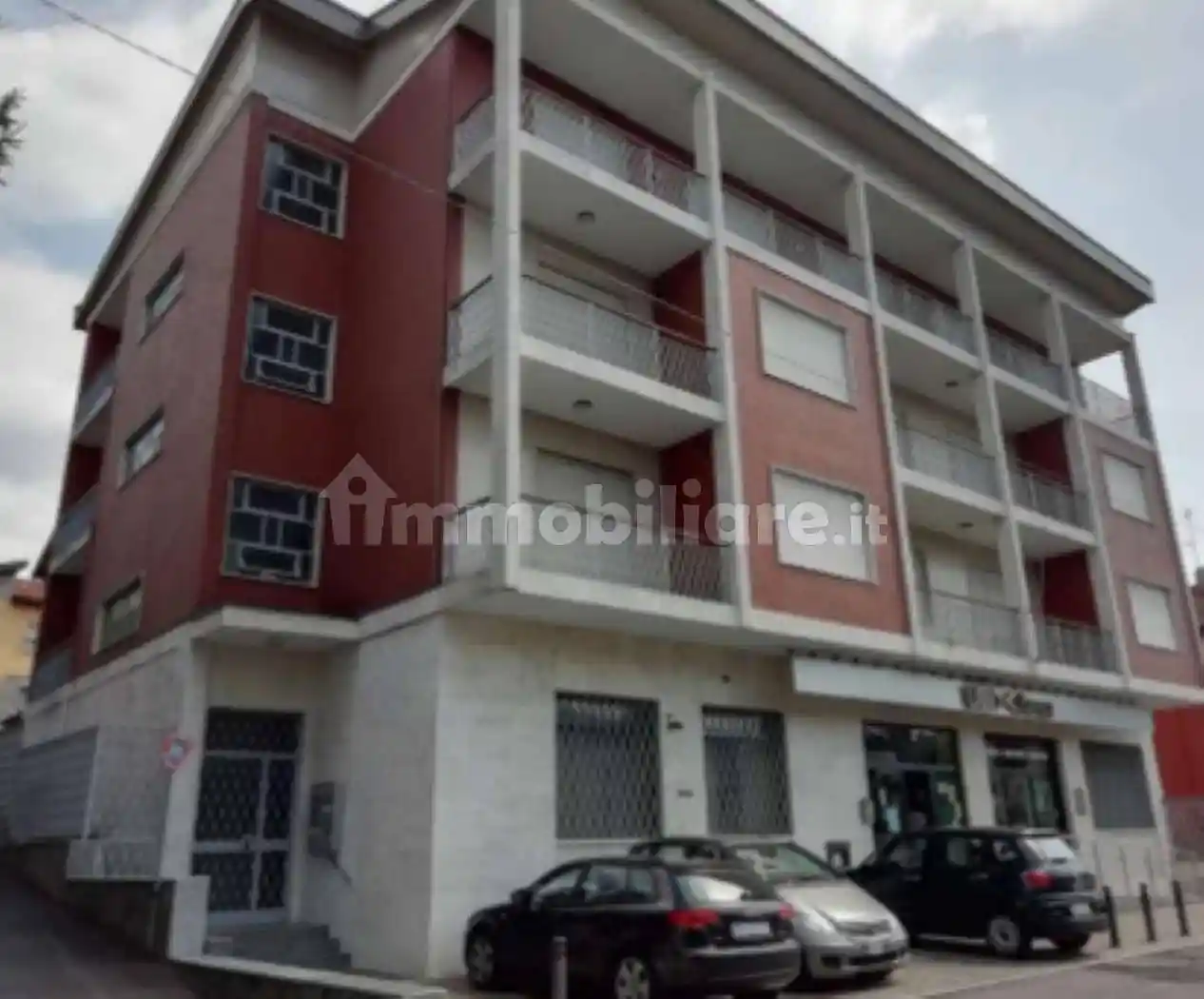 Palazzo - Edificio in vendita a Ponteranica