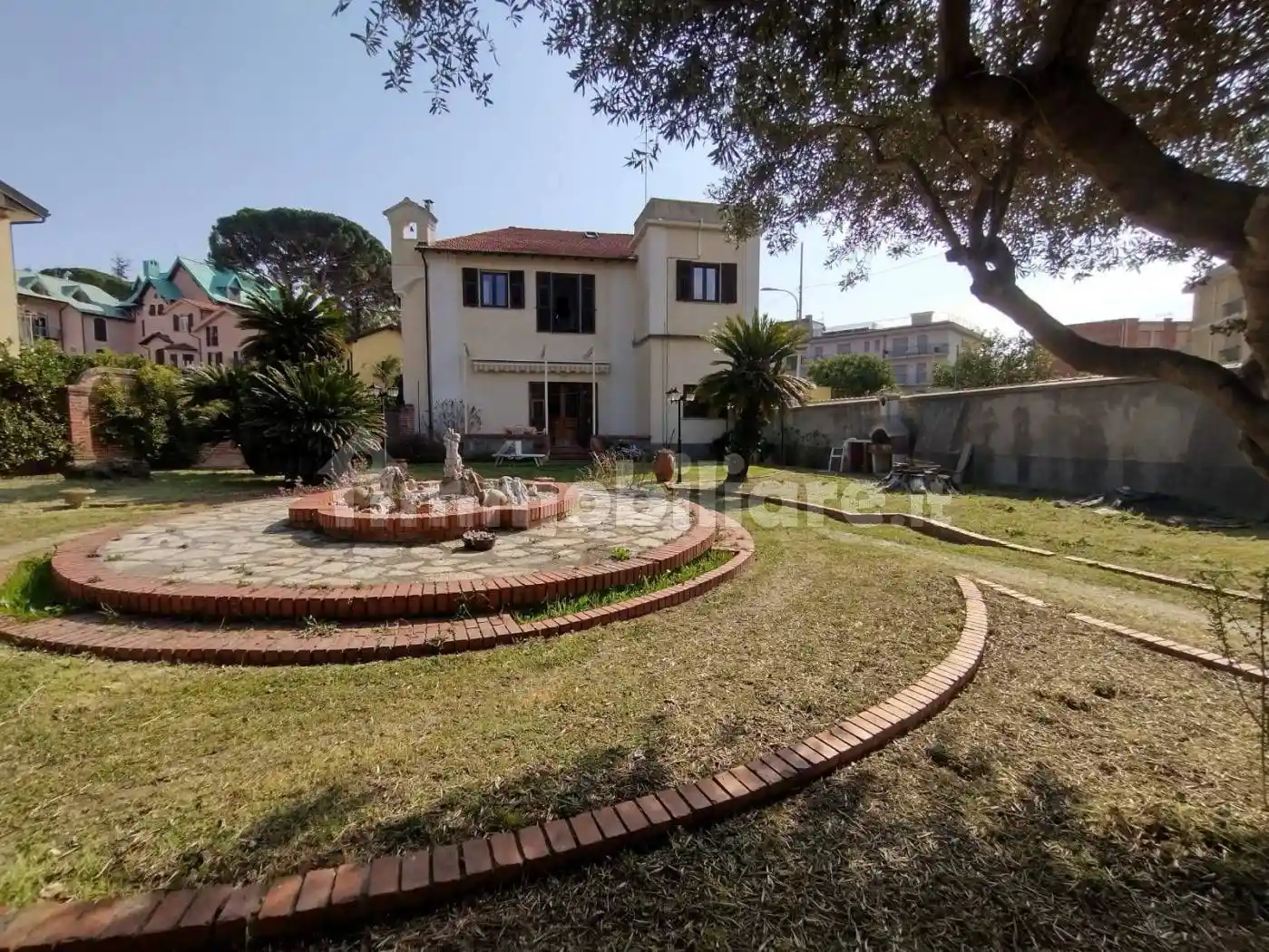 Villa in vendita a Spotorno