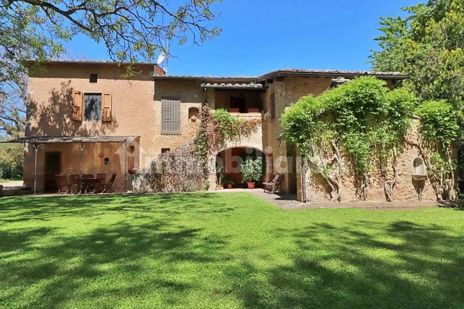 Rustico - Casale in vendita a Sovicille