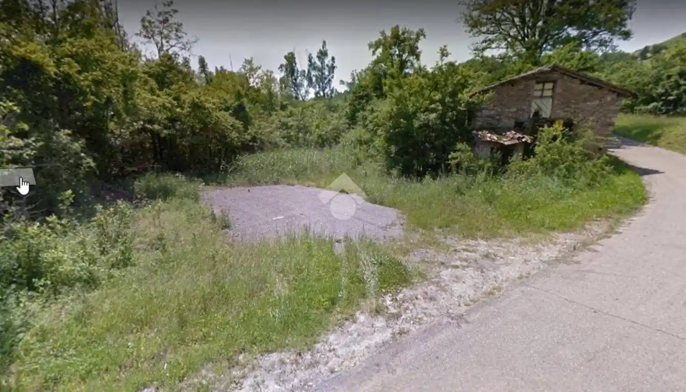 Rustico - Casale in vendita a Baiso