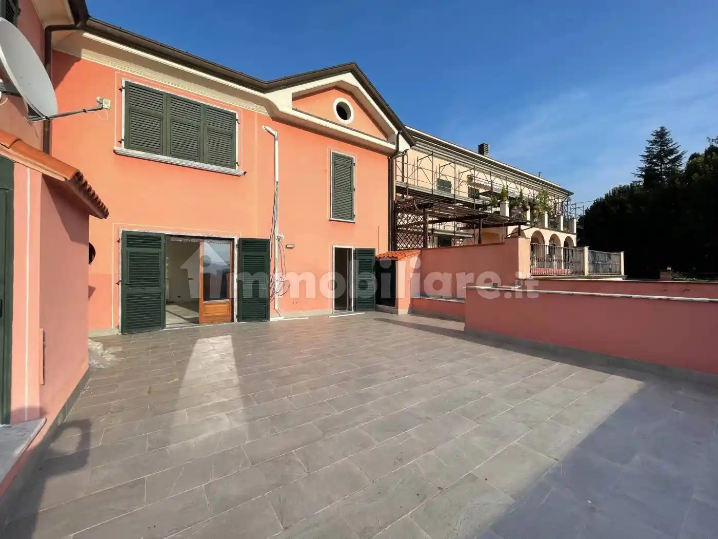 Villa in vendita a Sarzana