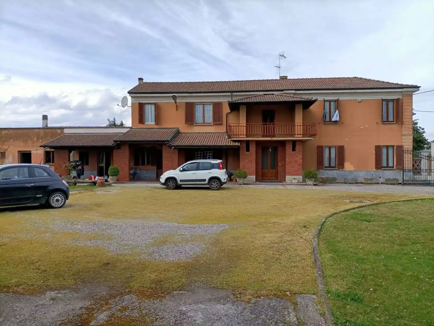 Villa in vendita a Pieve Porto Morone