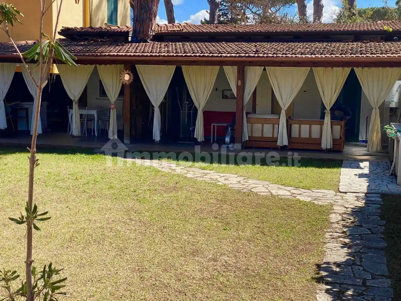 Appartamento in affitto a Fiumicino