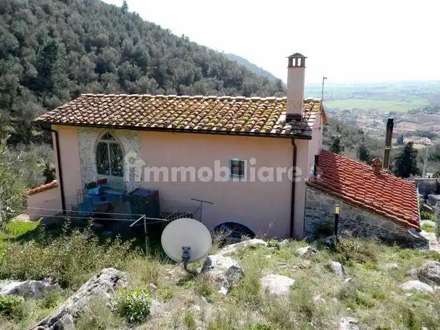 Rustico - Casale in vendita a San Giuliano Terme