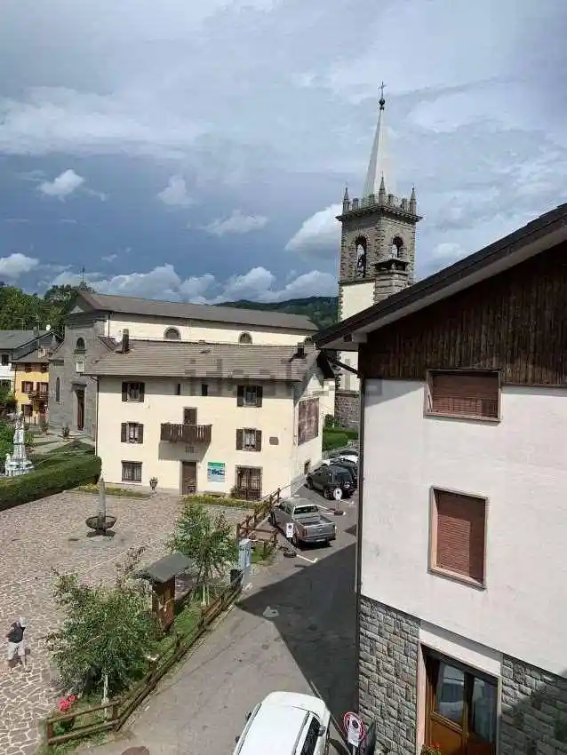 Appartamento in vendita a Pievepelago