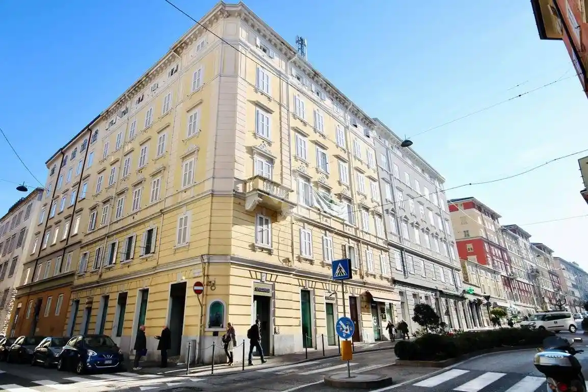 Appartamento in vendita a Trieste