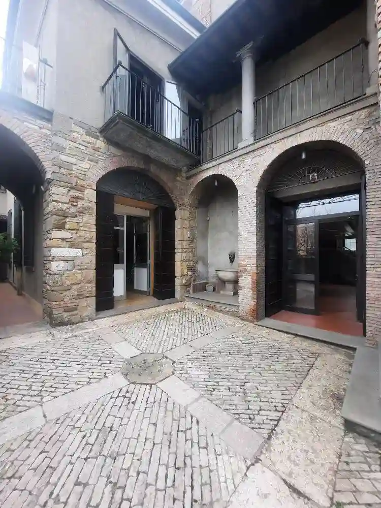 Palazzo - Edificio - foto 2