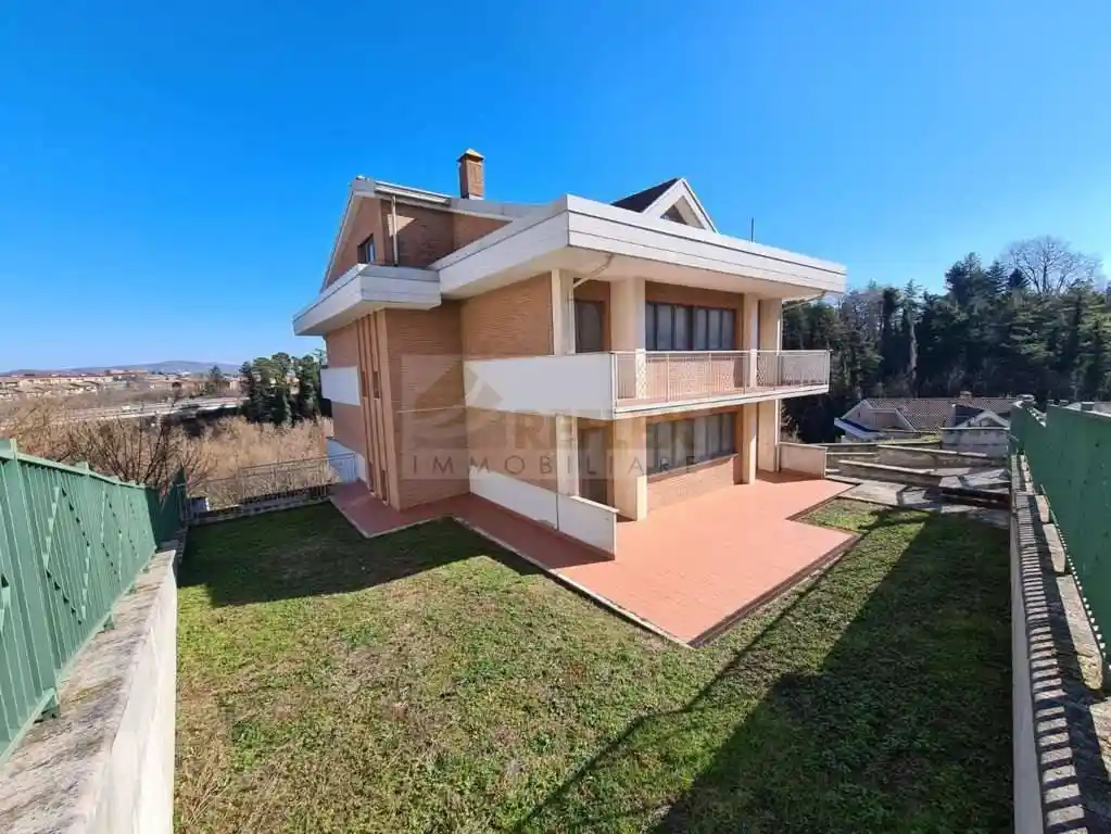 Villa a schiera Contrada Chiaira 25A, Quattrograna, Bellizzi, Sant'Oronzo, Avellino - foto 2