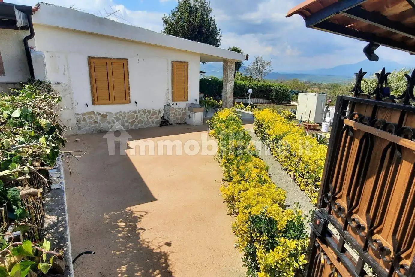 Villa in vendita a Galluccio