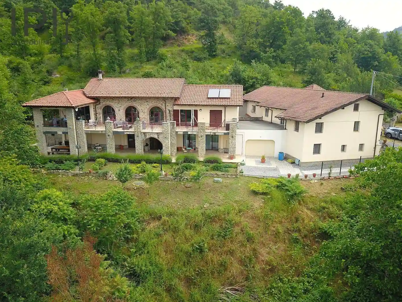 Villa - foto 2