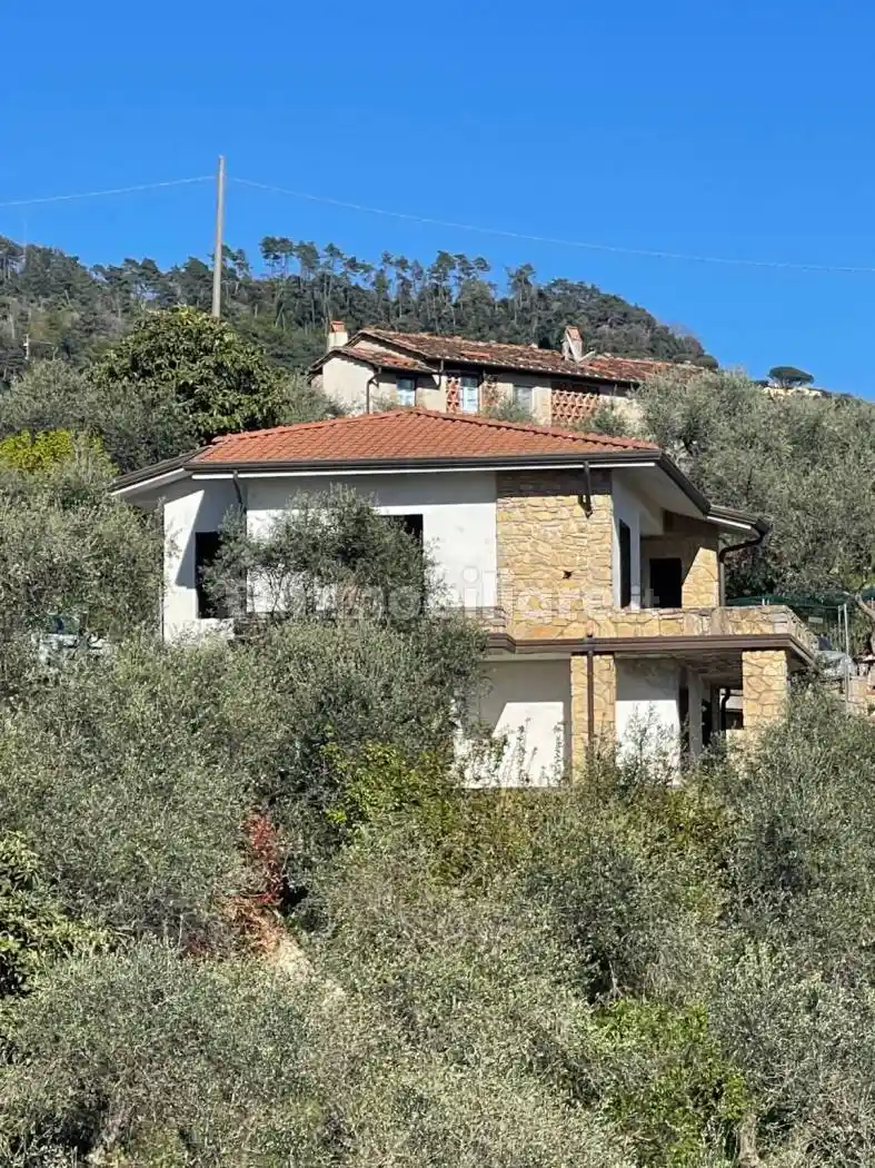 Villa in vendita a Massarosa
