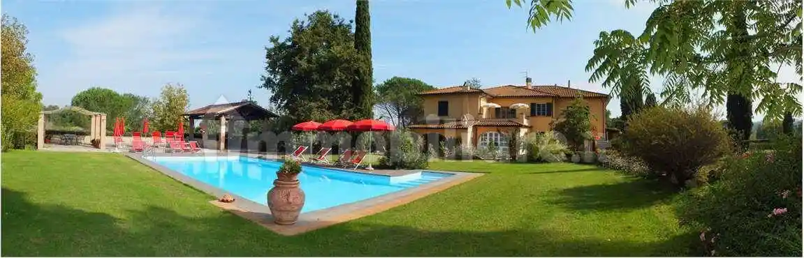 Villa in vendita a Fauglia