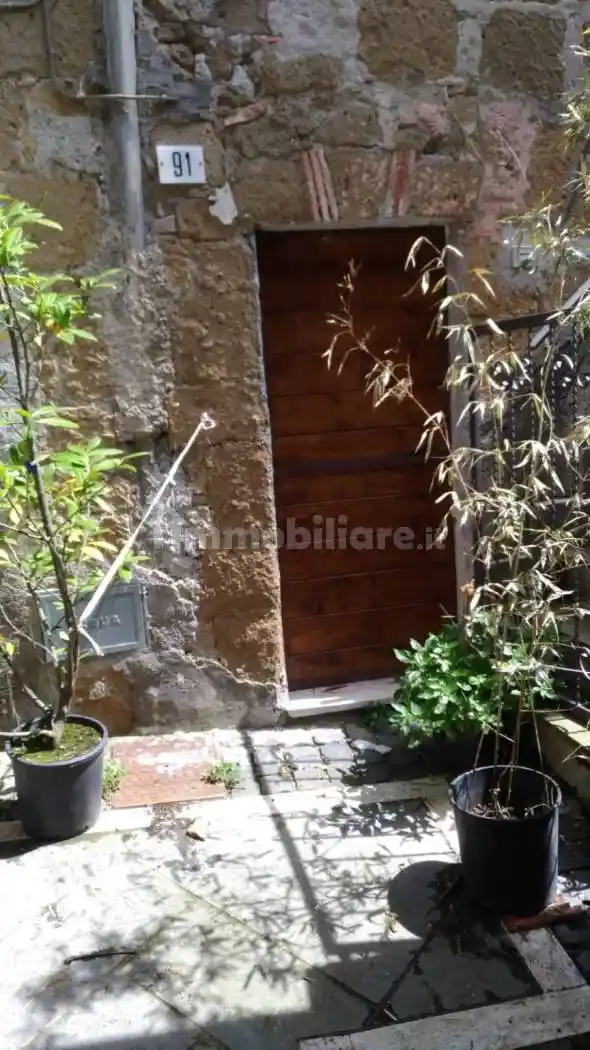 Appartamento in vendita a Ischia di Castro