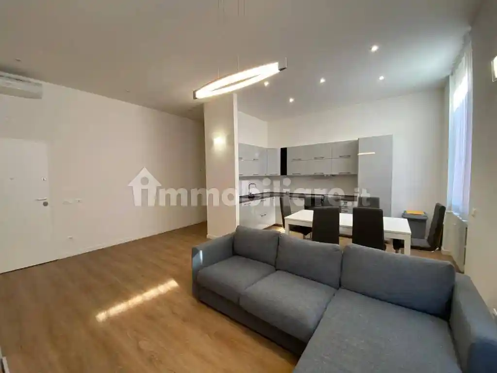 Appartamento in affitto a Modena