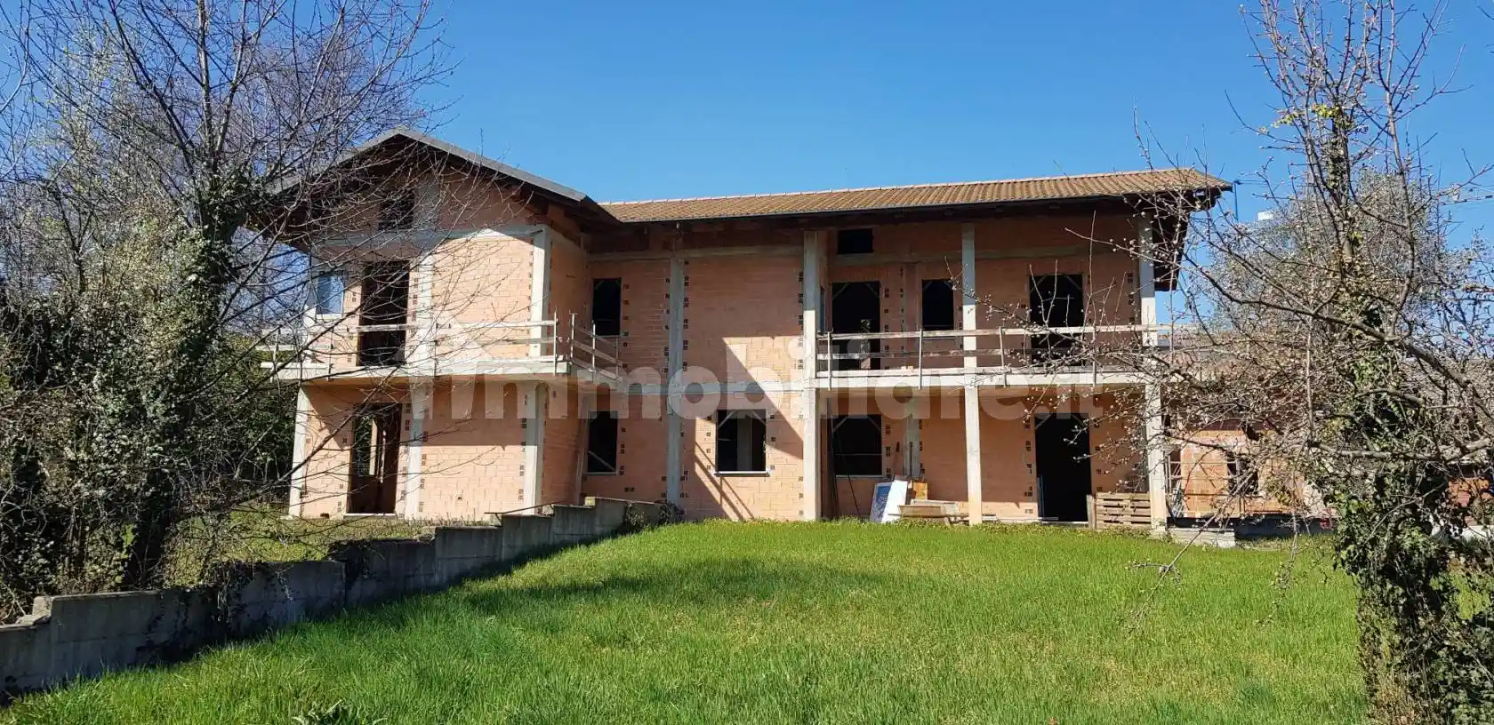 Villa in vendita a Bagnolo Piemonte