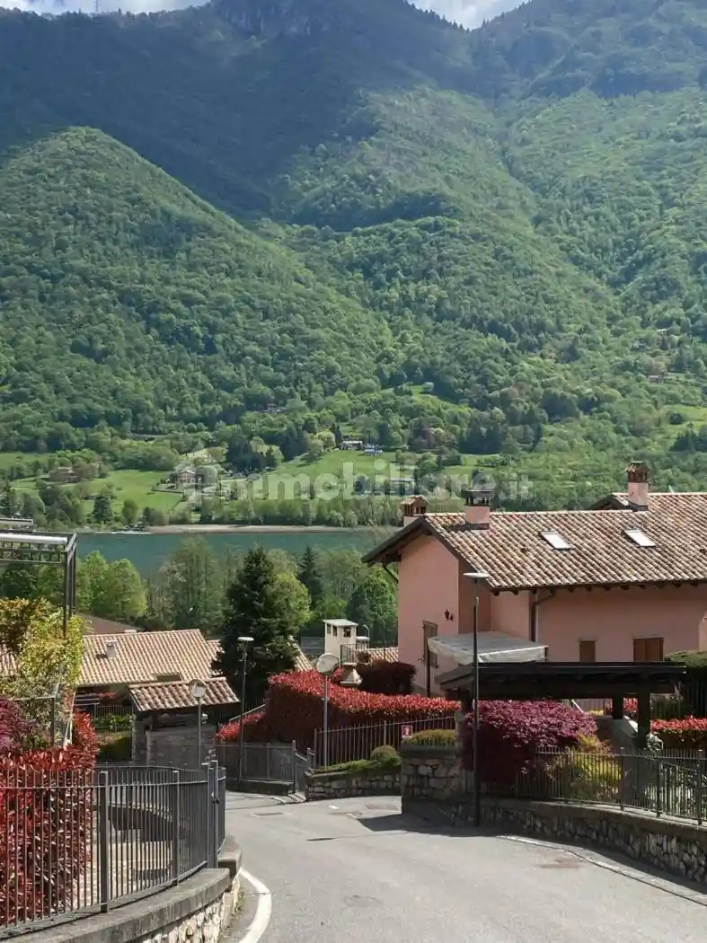 Appartamento in vendita a Ranzanico