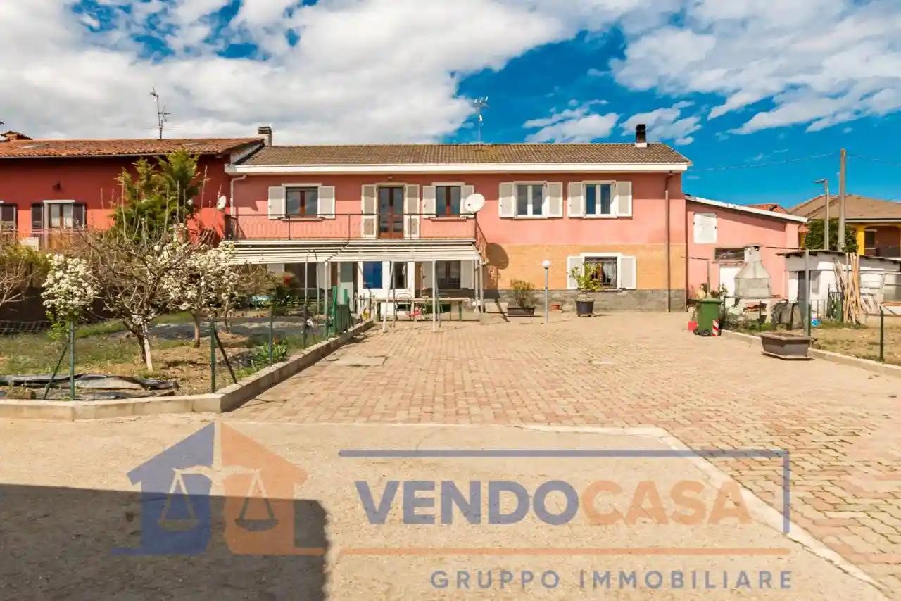 Villa in vendita a Racconigi