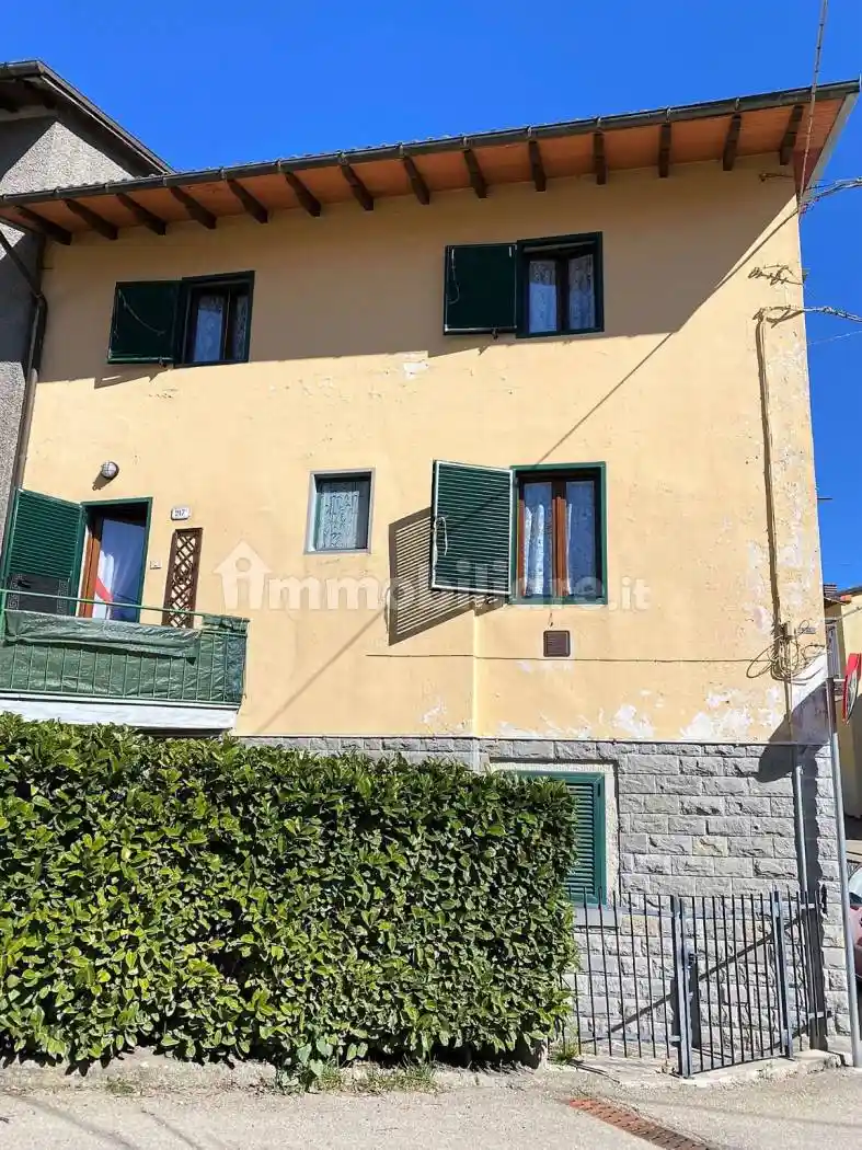 Casa indipendente in vendita a Firenzuola