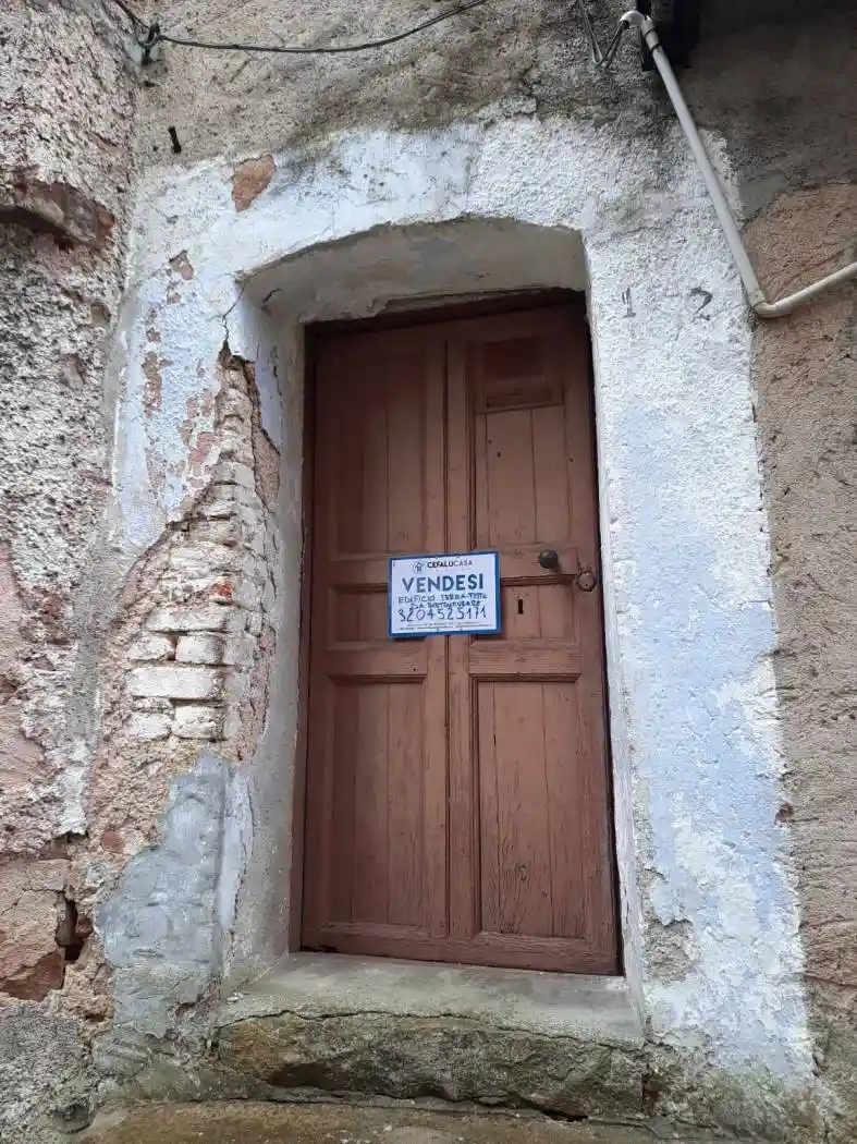 Casa indipendente in vendita a San Mauro Castelverde