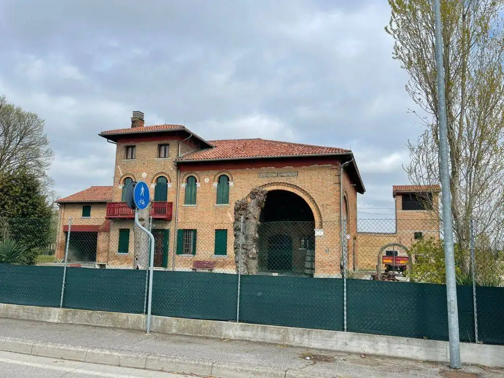 Rustico - Casale in vendita a Mira
