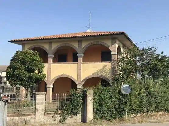 Villa in vendita a Pandino