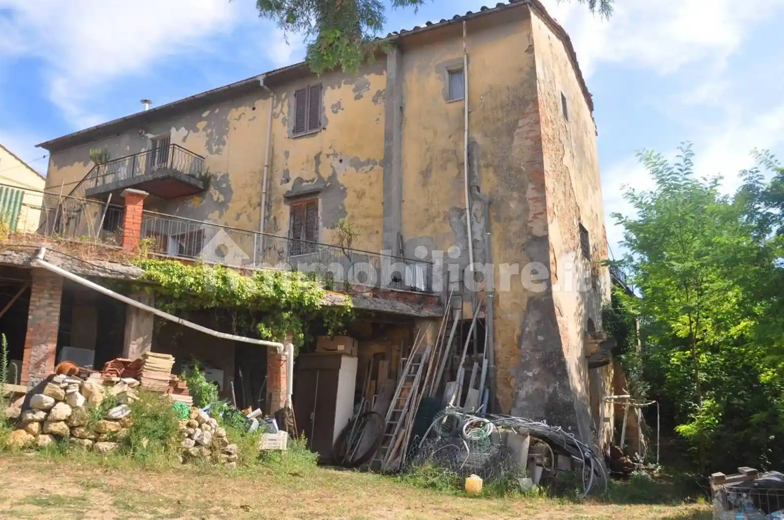 Rustico - Casale in vendita a Fauglia
