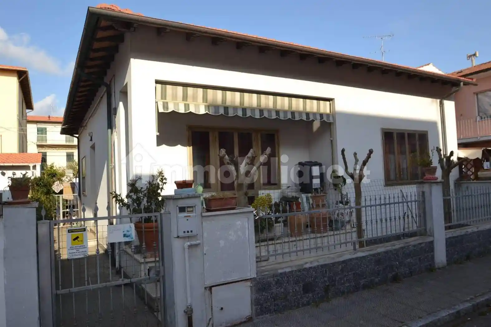 Villa in vendita a Rosignano Marittimo