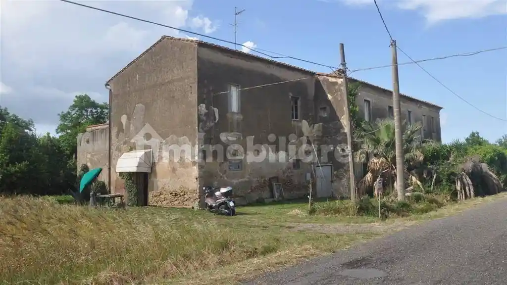 Rustico - Casale in vendita a Rosignano Marittimo