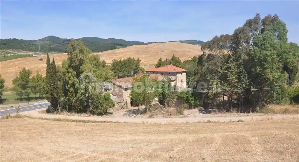 Rustico - Casale in vendita a Rosignano Marittimo