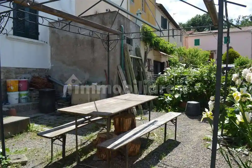 Appartamento in vendita a Rosignano Marittimo