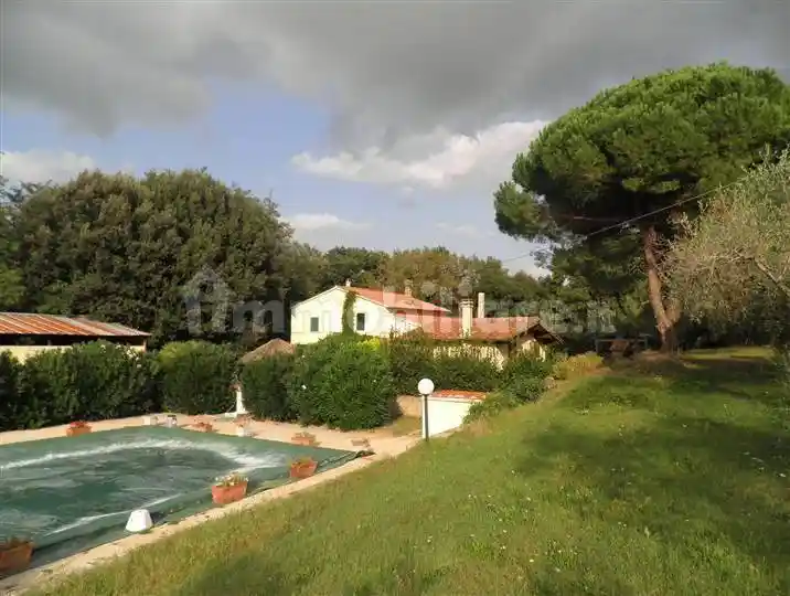 Rustico - Casale in vendita a Bibbona