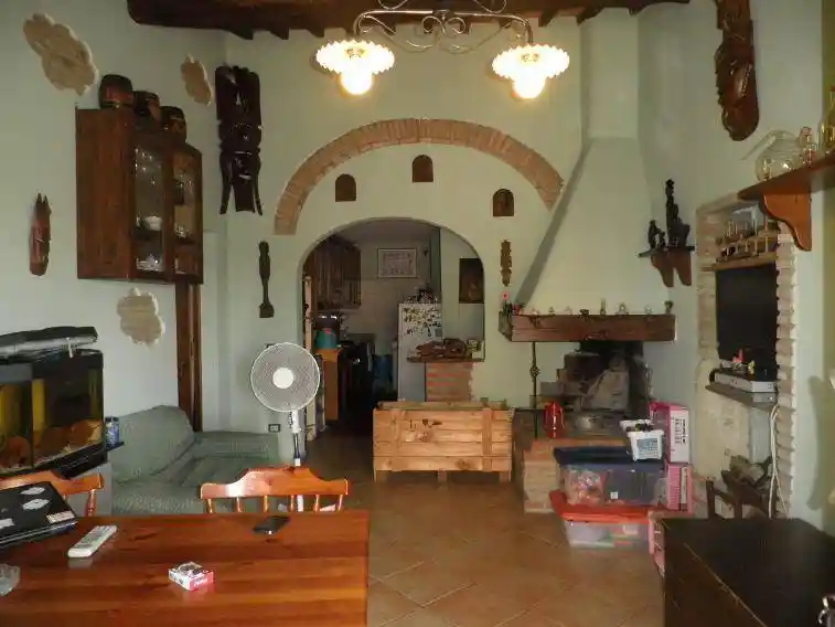 Appartamento in vendita a Castellina Marittima