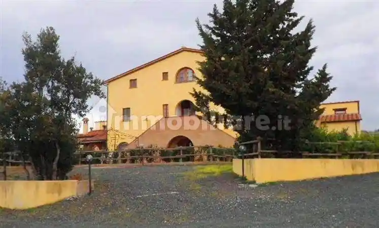 Appartamento in vendita a Montecatini Val di Cecina