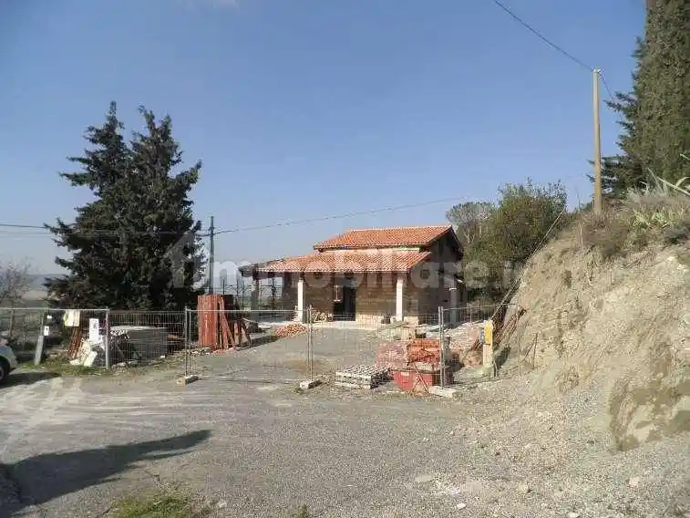 Villa in vendita a Castellina Marittima