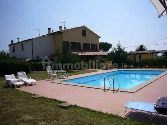 Appartamento in vendita a Cecina