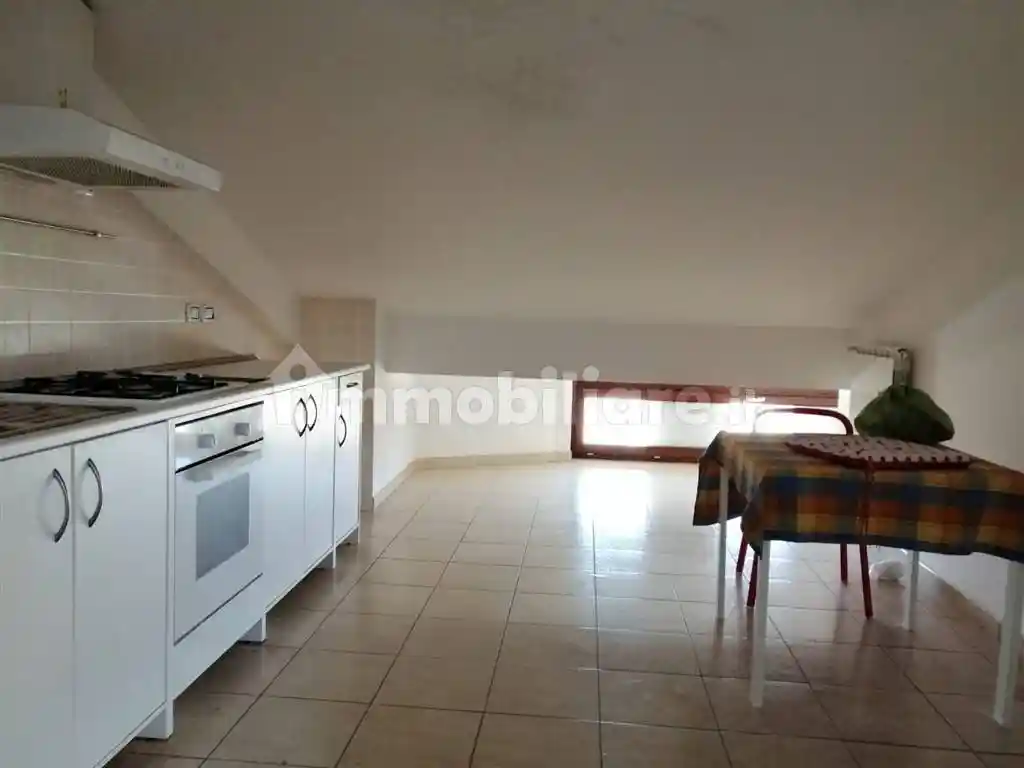 Trilocale ottimo stato, Picarelli, Rione Ferrovia, Archi, Avellino - foto 4