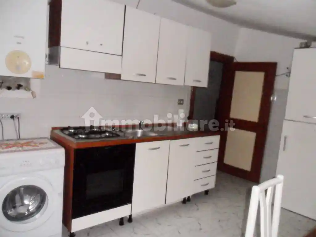 Trilocale 70 m², Centro Storico, Avellino - foto 4