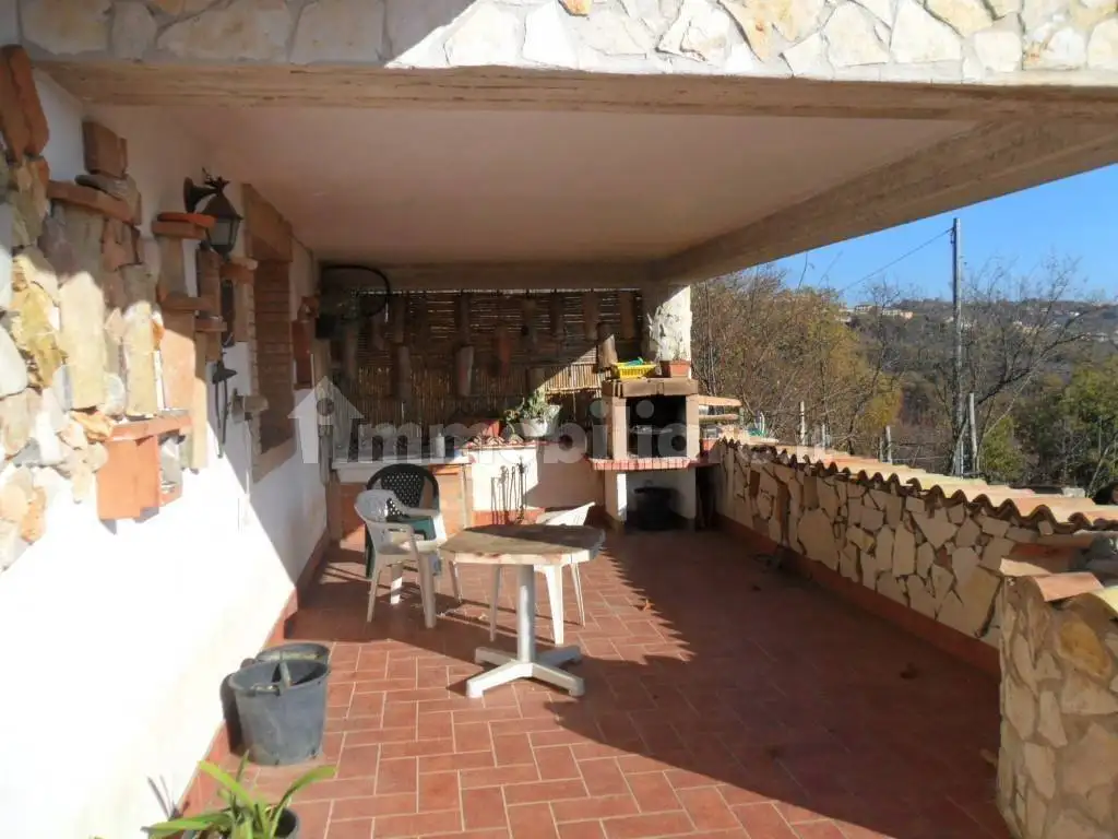 Villa unifamiliare Vico M. Lauro, Capriglia Irpina - foto 3