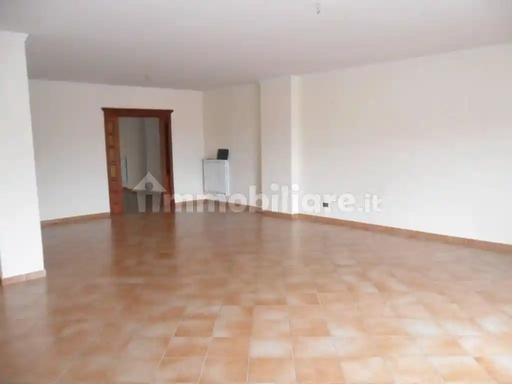 Quadrilocale buono stato, Emanuele II, C. Colombo, Morelli e Silvati, Avellino - foto 4