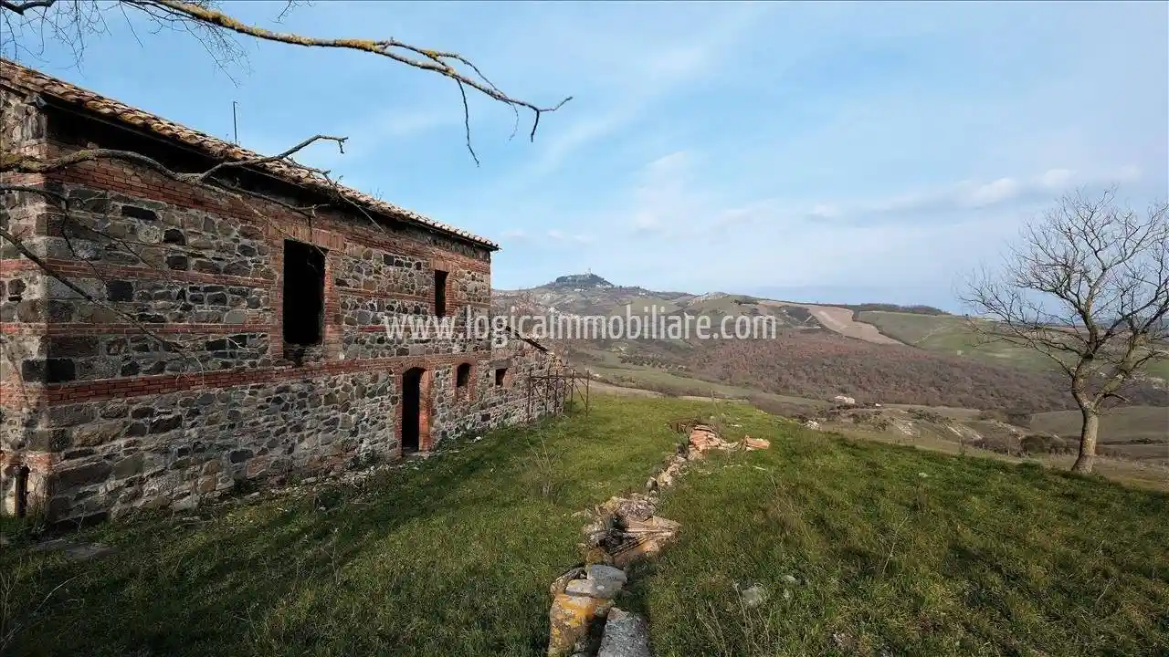 Rustico - Casale in vendita a Radicofani