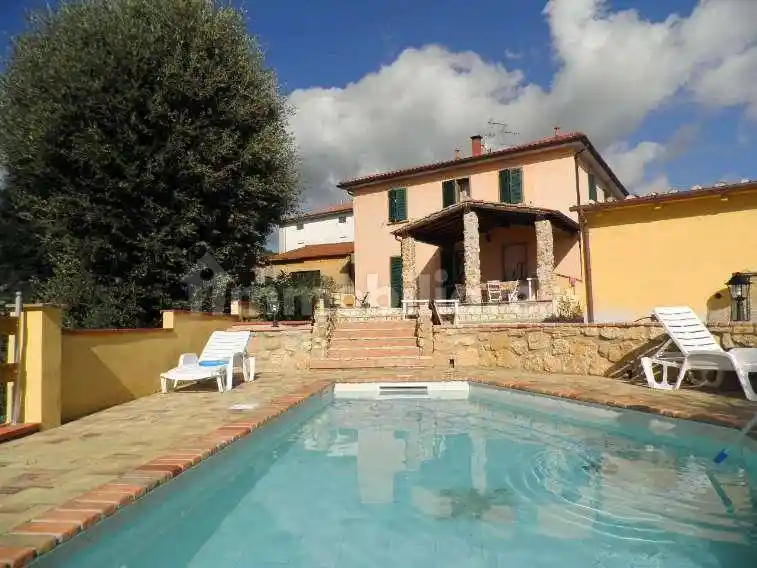 Appartamento in vendita a Rosignano Marittimo