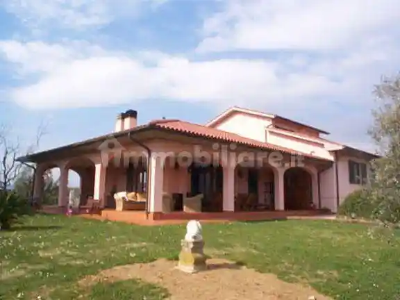 Villa in vendita a Rosignano Marittimo